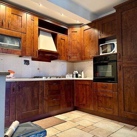 Gold House Luxury Anzio Villa Exterior foto