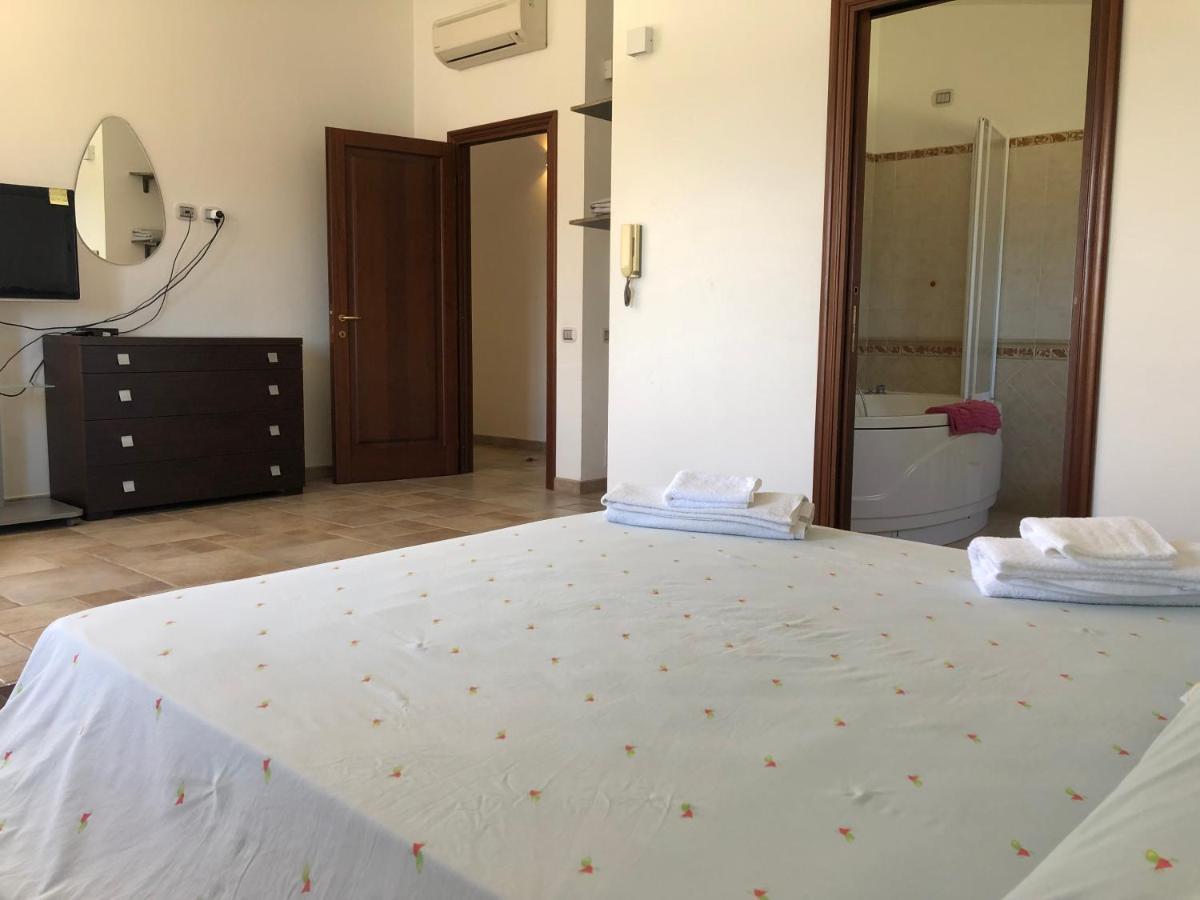 Gold House Luxury Anzio Villa Exterior foto