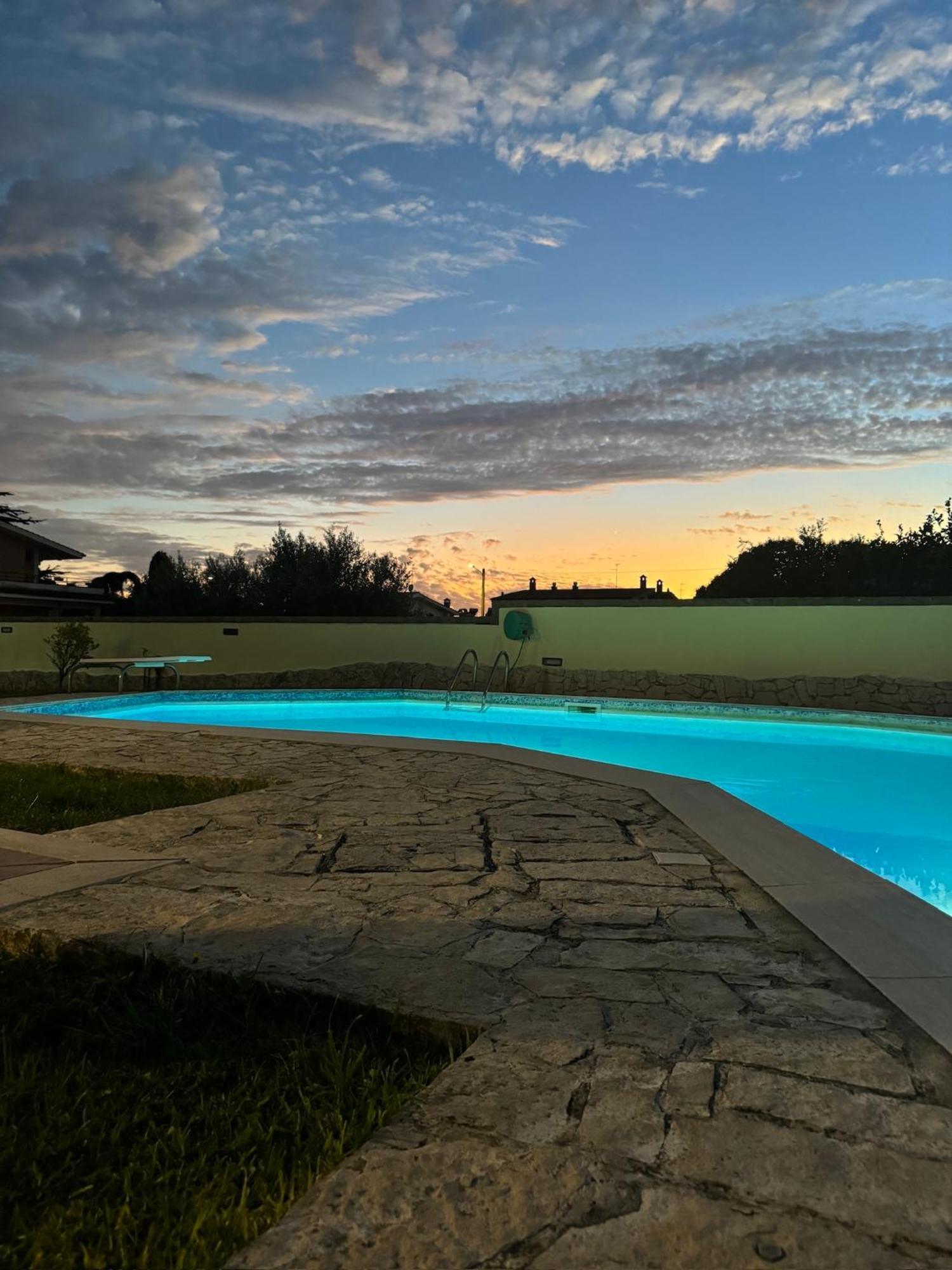 Gold House Luxury Anzio Villa Exterior foto