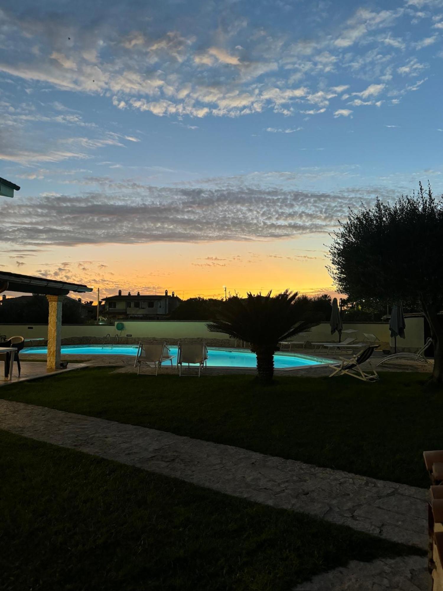 Gold House Luxury Anzio Villa Exterior foto