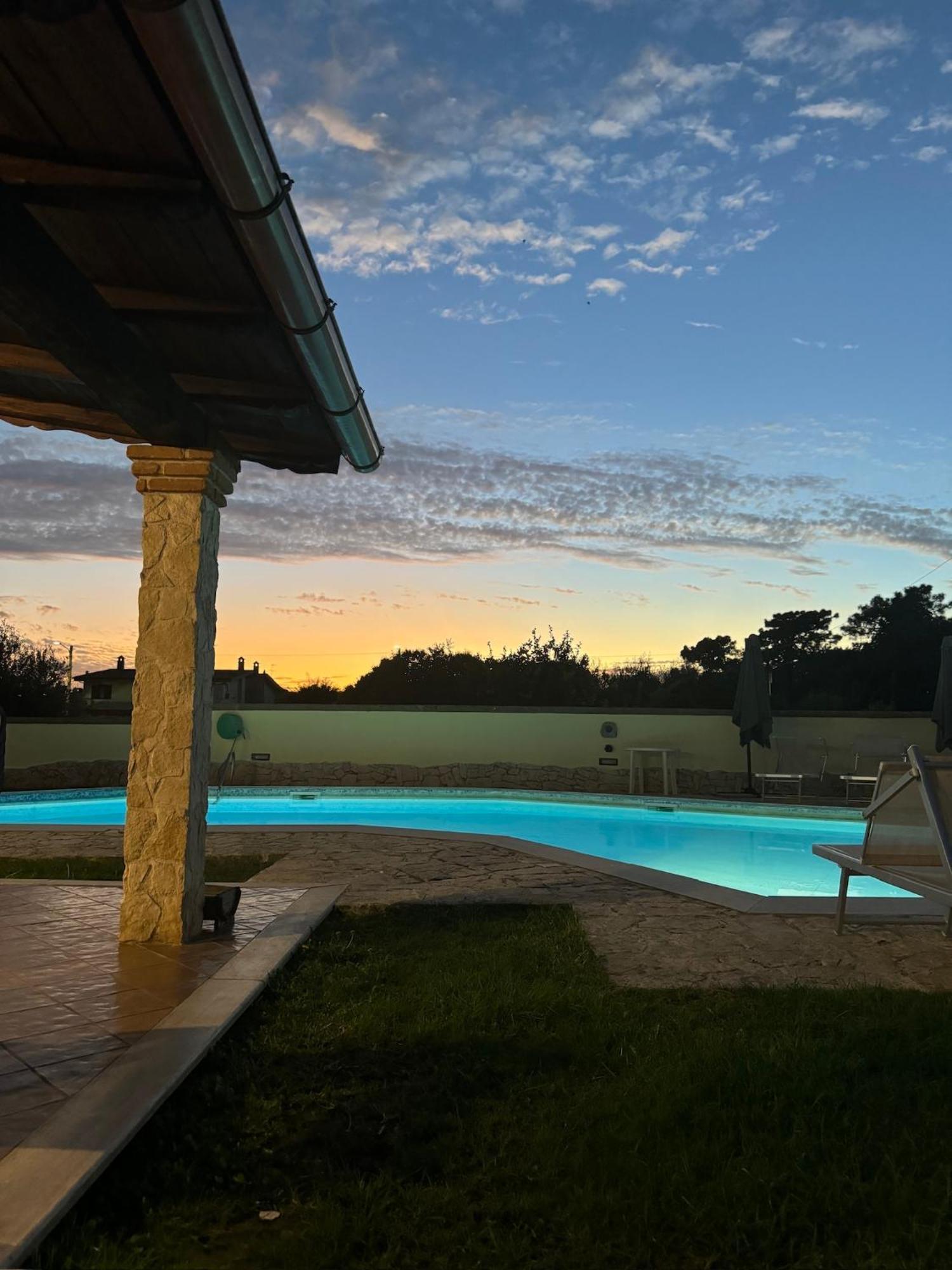 Gold House Luxury Anzio Villa Exterior foto